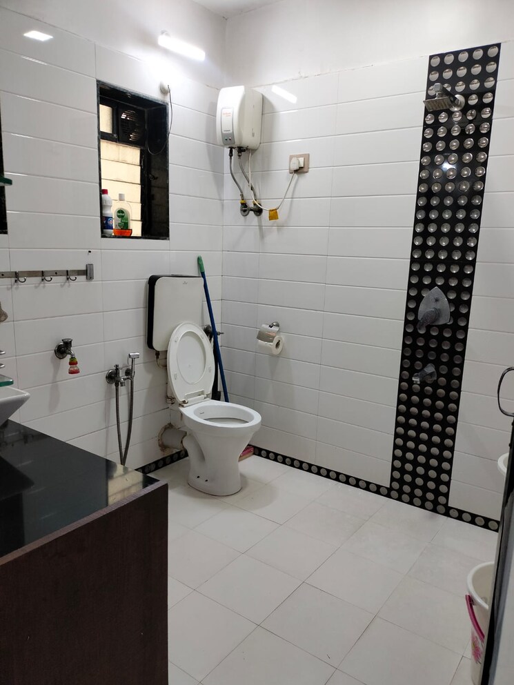 Bathroom, brahamand-phase-6-chs-ltd 1 Bedroom 430 Sq.Ft. Apartment In Brahmand Thane 9577335