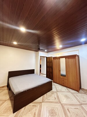 Bedroom in 3 BHK Apartment at Miramar – for Rent