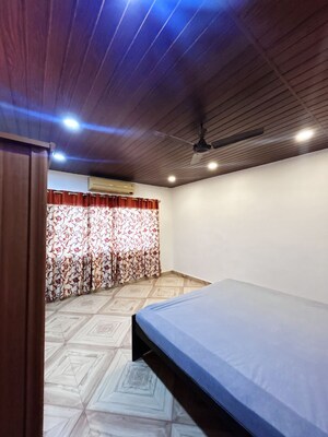 Bedroom in 3 BHK Apartment at Miramar – for Rent