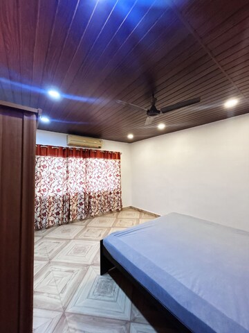 Bedroom in 3 BHK Apartment at Miramar – for Rent