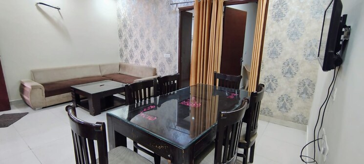 Living Room, kishanpura 3 Bedroom 132 Sq.Yd. Apartment In Kishanpura Zirakpur 9577437