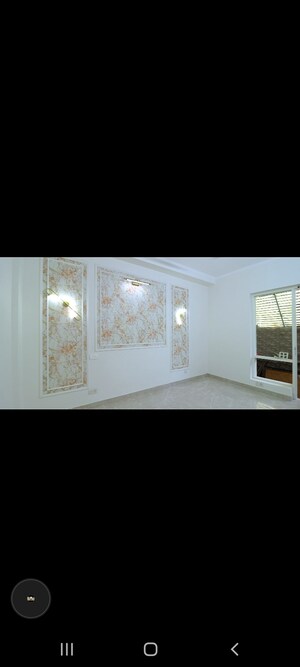 Bedroom in 2 BHK Builder Floor at Sector 39 – for Sale