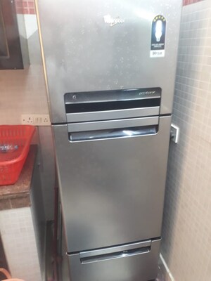 Furnished Amenities in 2 BHK Builder Floor at RWA Apartments Sector 50, Sector 50 – for Rent