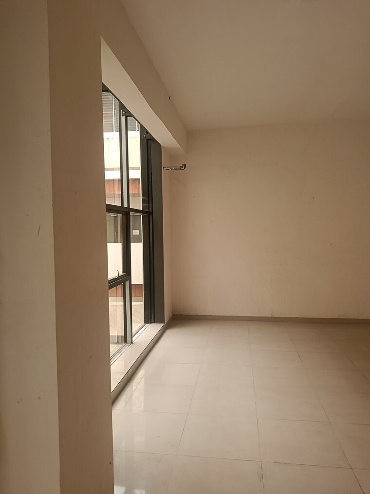 Room, akshar-business-park Commercial Office Space 400 Sq.Ft. In Vashi Sector 19f Navi Mumbai 9577486