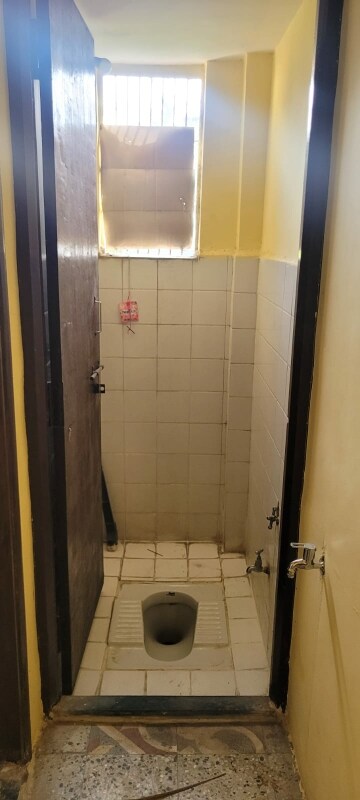 Bathroom in 1 BHK Apartment at Dhankawadi – for Rent