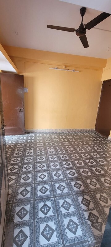 Bedroom in 1 BHK Apartment at Dhankawadi – for Rent