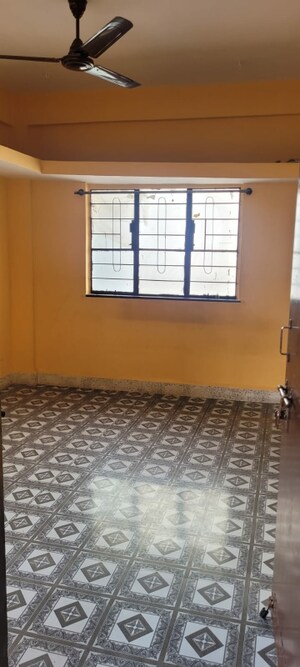 Room in 1 BHK Apartment at Dhankawadi – for Rent