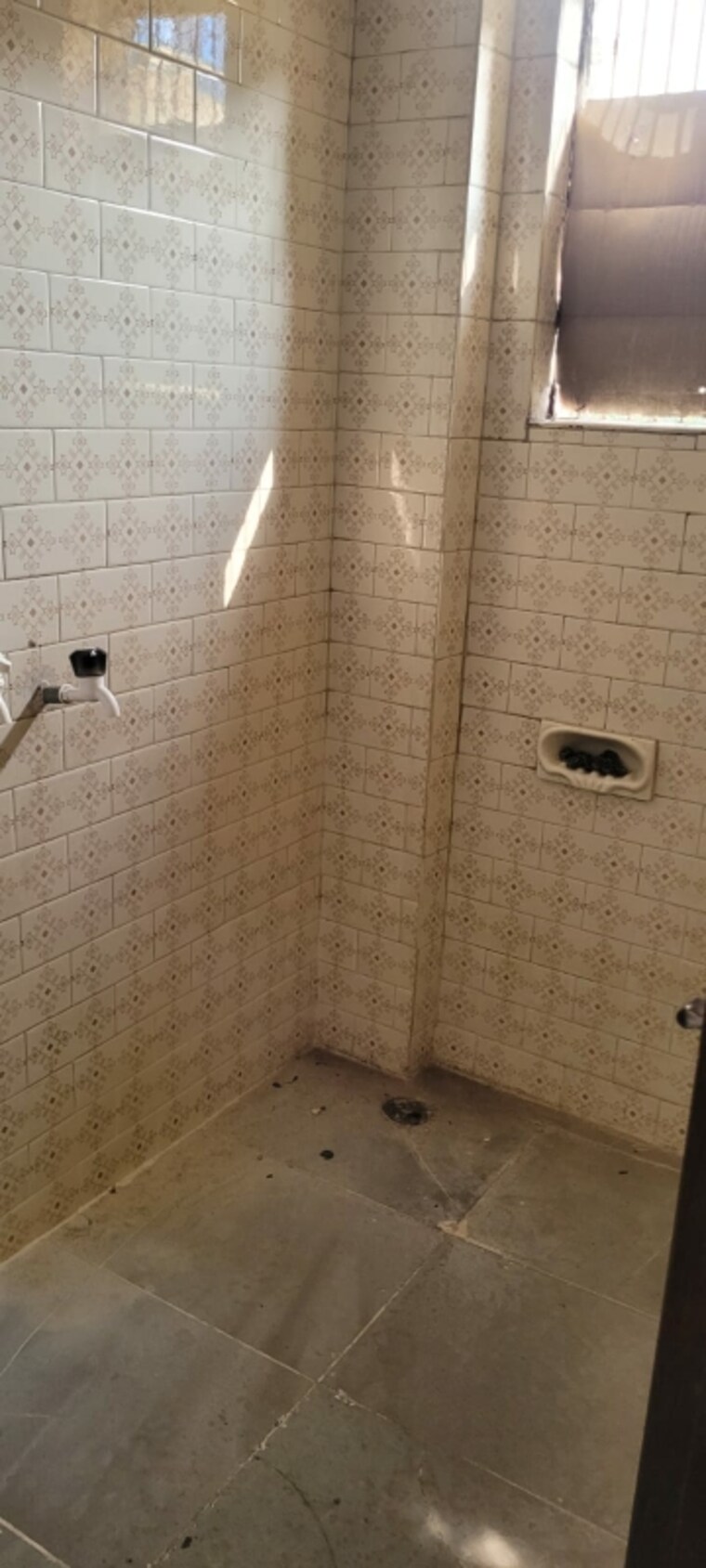 Bathroom, dhankawadi 1 Bedroom 500 Sq.Ft. Apartment In Dhankawadi Pune 9577474