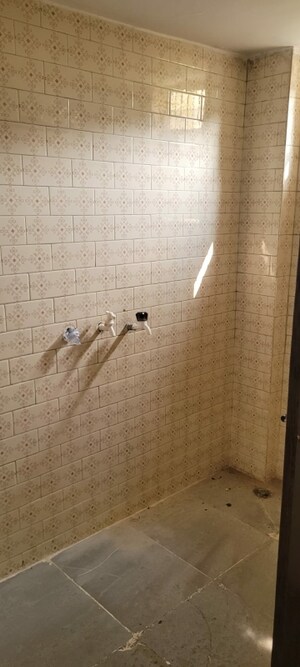 Bathroom in 1 BHK Apartment at Dhankawadi – for Rent