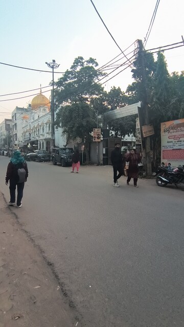 Staircase in  Shop at Malviya Nagar – for Rent