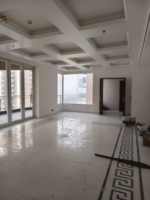 Kitchen in 4 BHK Apartment at Gaurs Platinum Towers, Sector 79 – for Rent