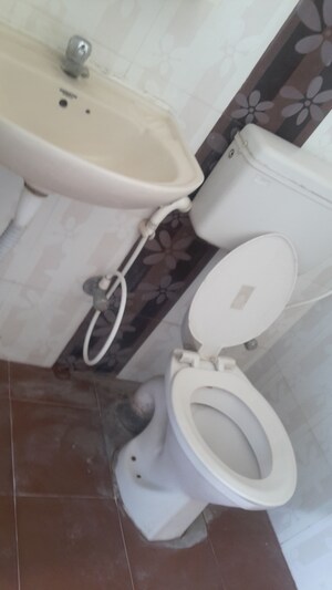 Bathroom in 1 RK Independent House at Rt Nagar – for Rent