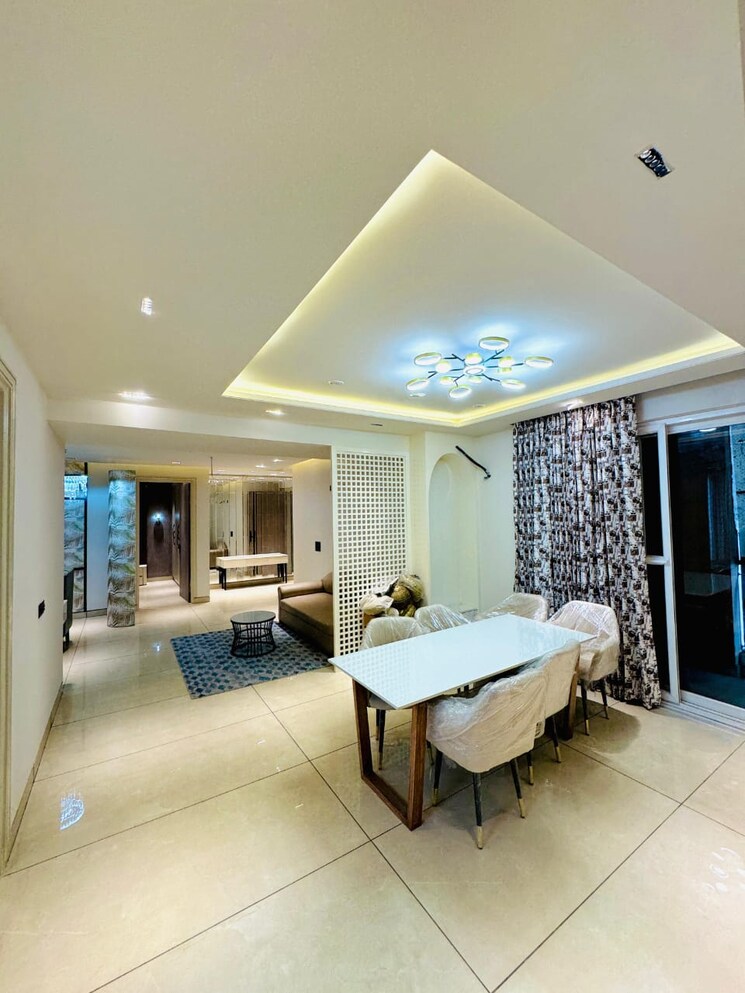 Living Room, vip road 5 Bedroom 2772 Sq.Ft. Apartment In Vip Road Zirakpur 9577526