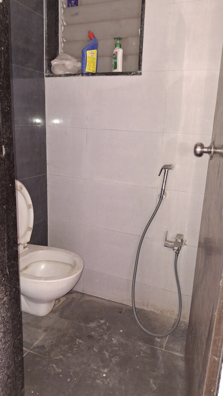 Bathroom, horizon-balaji-sparsh 1 Bedroom 700 Sq.Ft. Apartment In Ulwe Navi Mumbai 9577576
