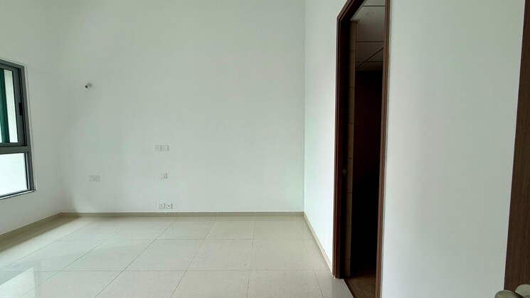 Room, kalpataru-immensa 1 Bedroom 550 Sq.Ft. Apartment In Kolshet Road Thane 9577560