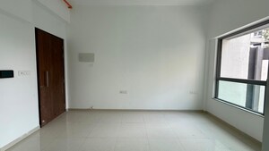 Room in 1 BHK Apartment at Kalpataru Immensa, Kolshet Road – for Rent