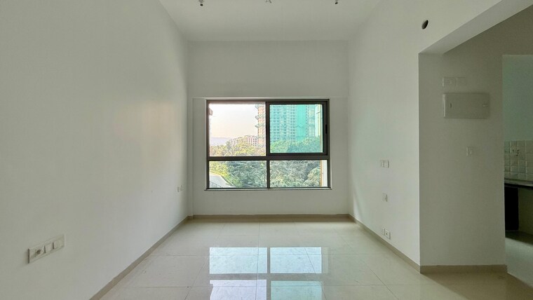 Room, kalpataru-immensa 1 Bedroom 550 Sq.Ft. Apartment In Kolshet Road Thane 9577560