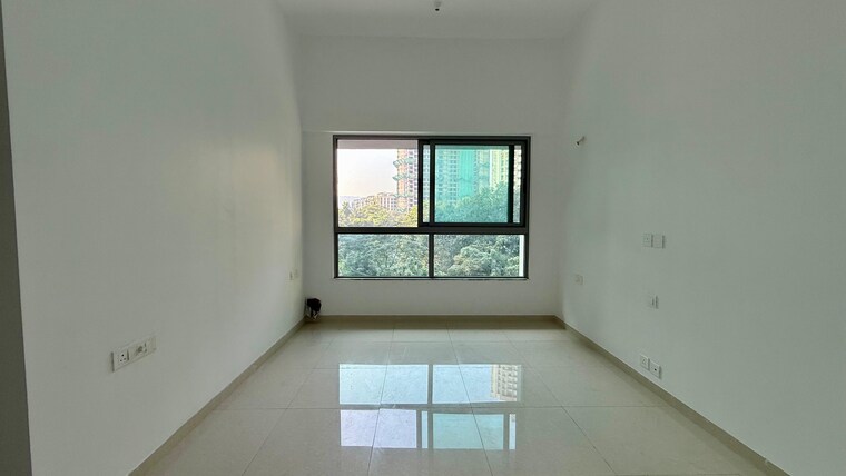 Room, kalpataru-immensa 1 Bedroom 550 Sq.Ft. Apartment In Kolshet Road Thane 9577560