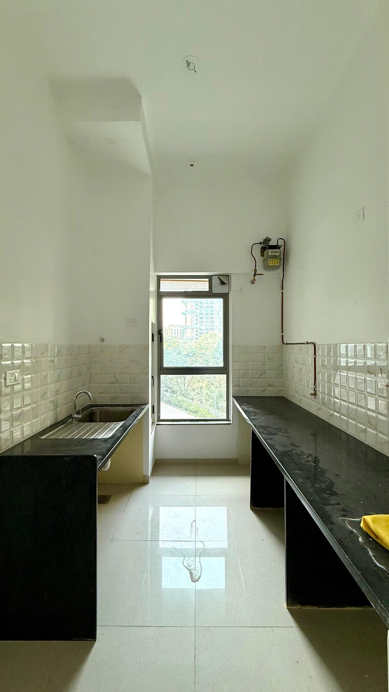 Kitchen, kalpataru-immensa 1 Bedroom 550 Sq.Ft. Apartment In Kolshet Road Thane 9577560