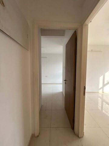 Building Lobby in 2 BHK Apartment at Kalpataru Paramount, Kapur Bawdi – for Rent