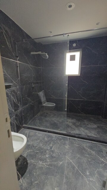 Attached Bathroom in 3 BHK Builder Floor at Green Fields Colony – for Sale