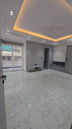 3 BHK 1800 Sq.Yd. Builder Floor in Green Fields Colony