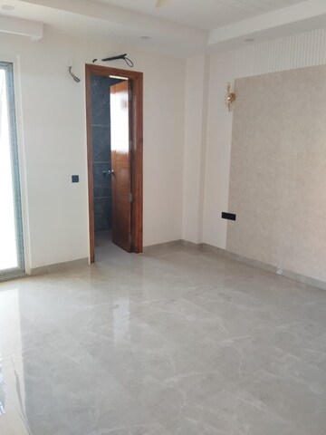 3 BHK Builder Floor For Sale in Ansal API Esencia, Sector 67