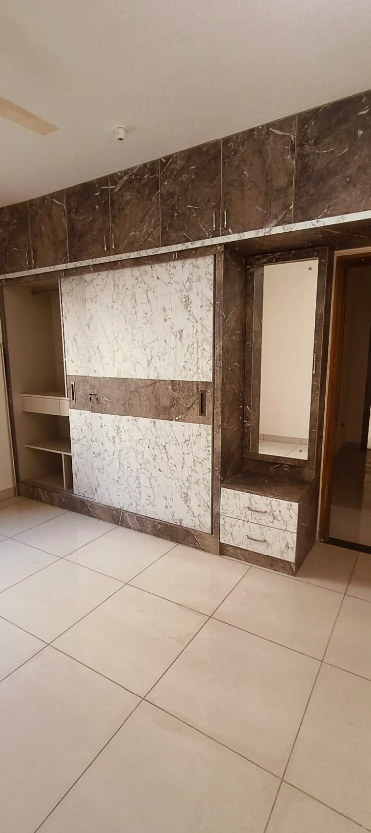 undefined, ds-needs-3-project-276 3 Bedroom 1705 Sq.Ft. Apartment In Kalena Agrahara Bangalore 9577619