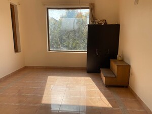 Bedroom in 5 BHK Villa at Sector 21a – for Rent
