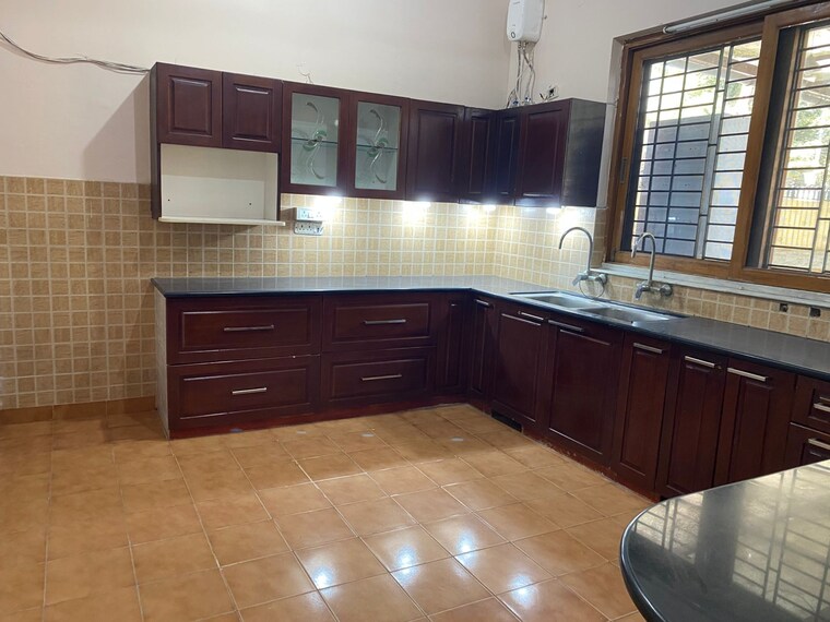Kitchen, sector 21a 5 Bedroom 500 Sq.Yd. Villa In Sector 21a Faridabad 9577658
