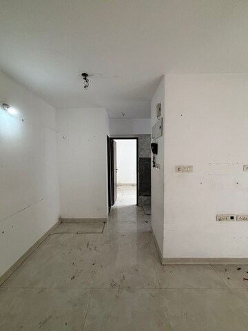 Room in 1 BHK Apartment at Avant Heritage, Jogeshwari East – for Rent