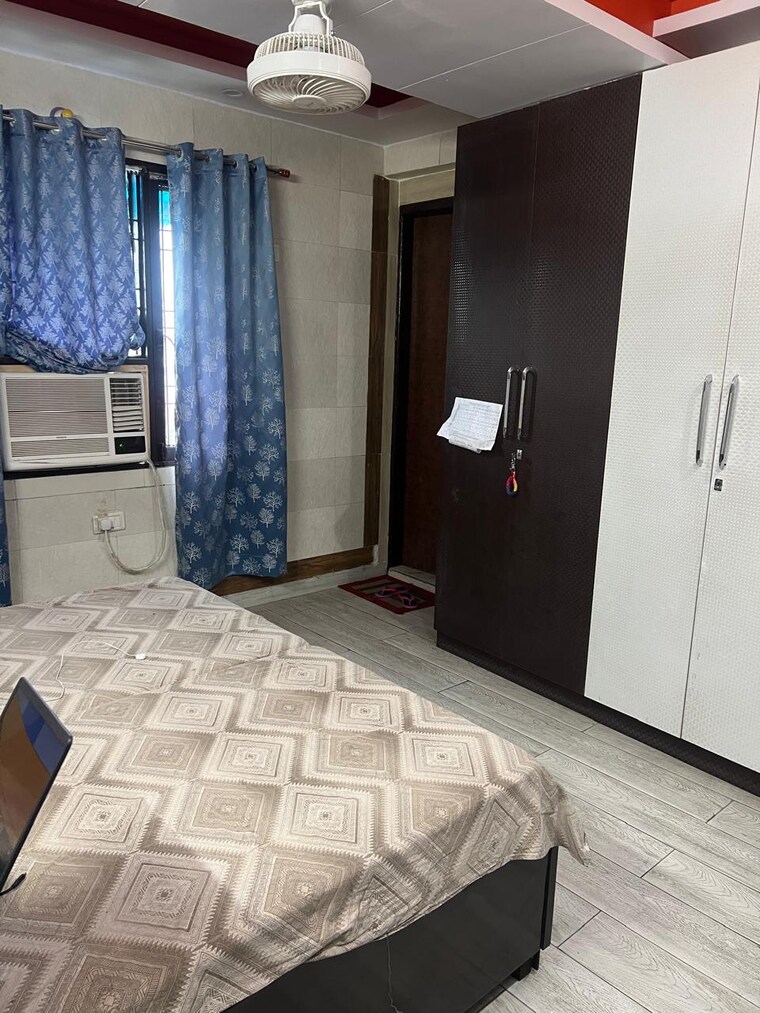 Bedroom, rajendra nagar sector 3 3 Bedroom 120 Sq.Yd. Builder Floor In Rajendra Nagar Sector 3 Ghaziabad 9577676