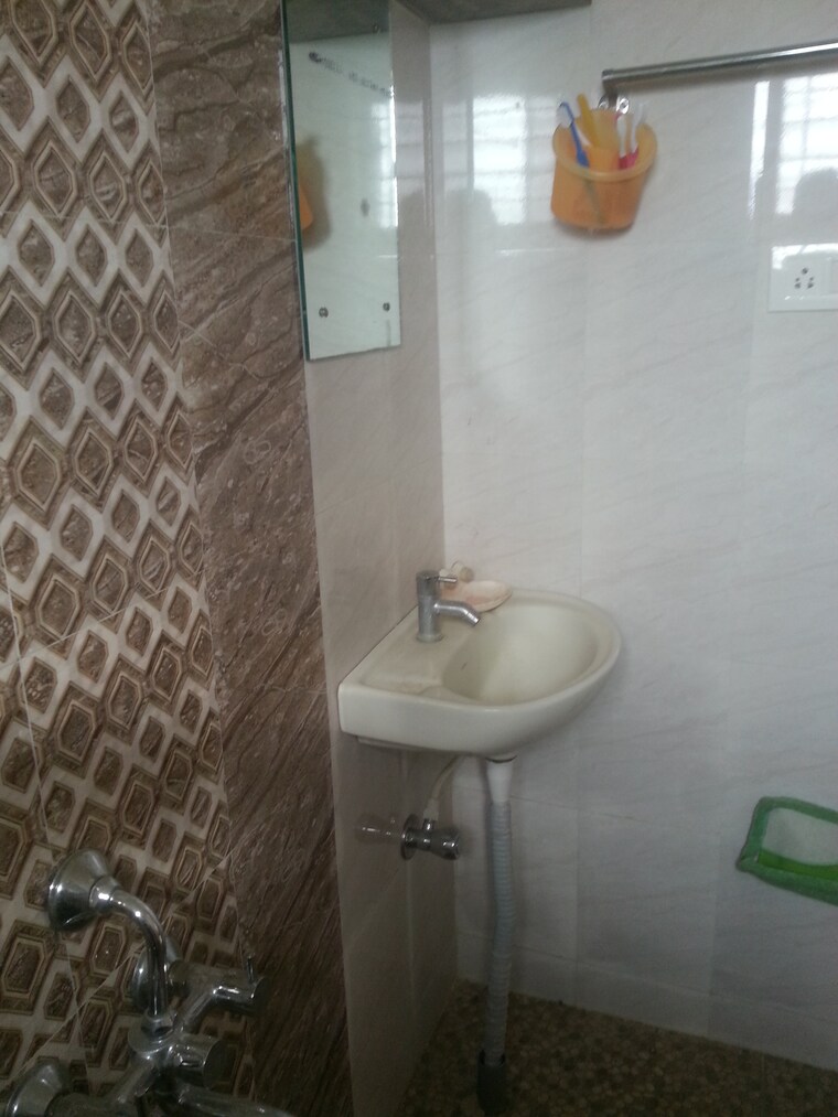 Bathroom, rt nagar 2 Bedroom 800 Sq.Ft. Independent House In Rt Nagar Bangalore 9577664