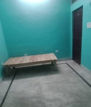 1 BHK Villa For Rent in Aliganj