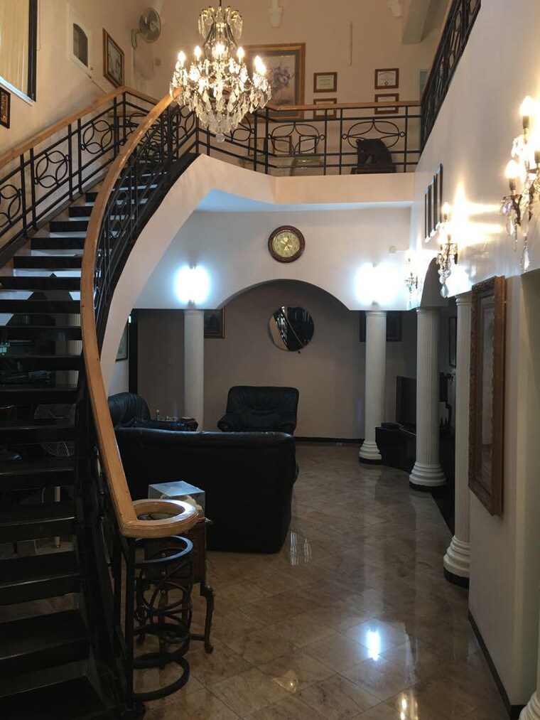 Exterior View, sector 8 4 Bedroom 350 Sq.Yd. Independent House In Sector 8 Panchkula 9577692