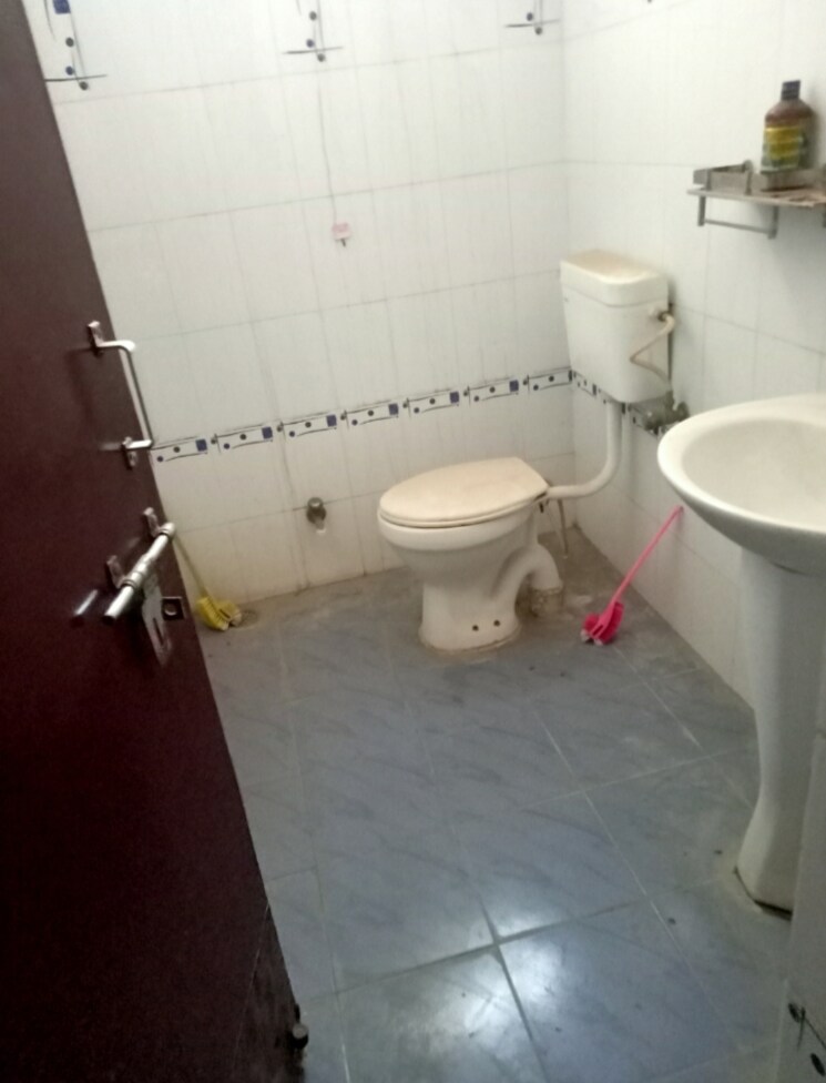 Bathroom, aliganj 2 Bedroom 1810 Sq.Ft. Independent House In Aliganj Lucknow 9577747