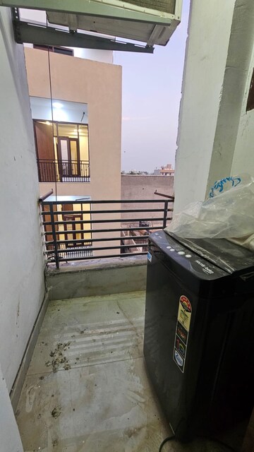 Balcony in 1 BHK Builder Floor at Saket – for Rent