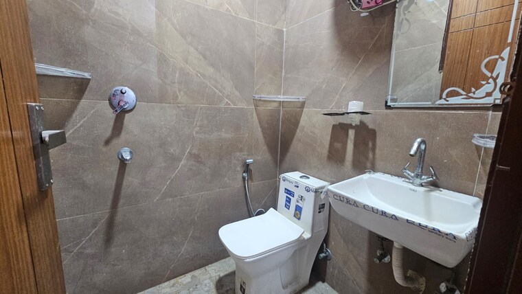 Bathroom, saket 1 Bedroom 400 Sq.Ft. Builder Floor In Saket Delhi 9577736