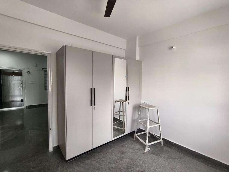 Room, yemalur 1 Bedroom 600 Sq.Ft. Builder Floor In Yemalur Bangalore 9577756