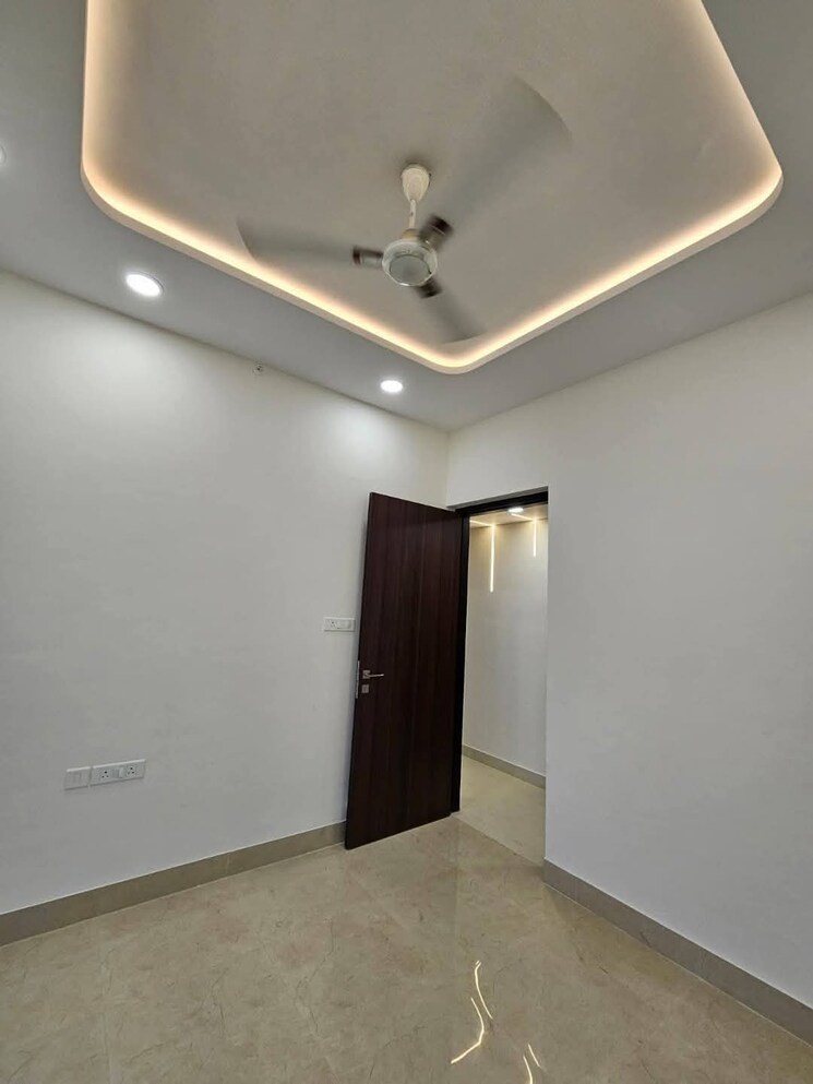 Room, star-sheraton 1 Bedroom 398 Sq.Ft. Apartment In Virar West Palghar 9577721