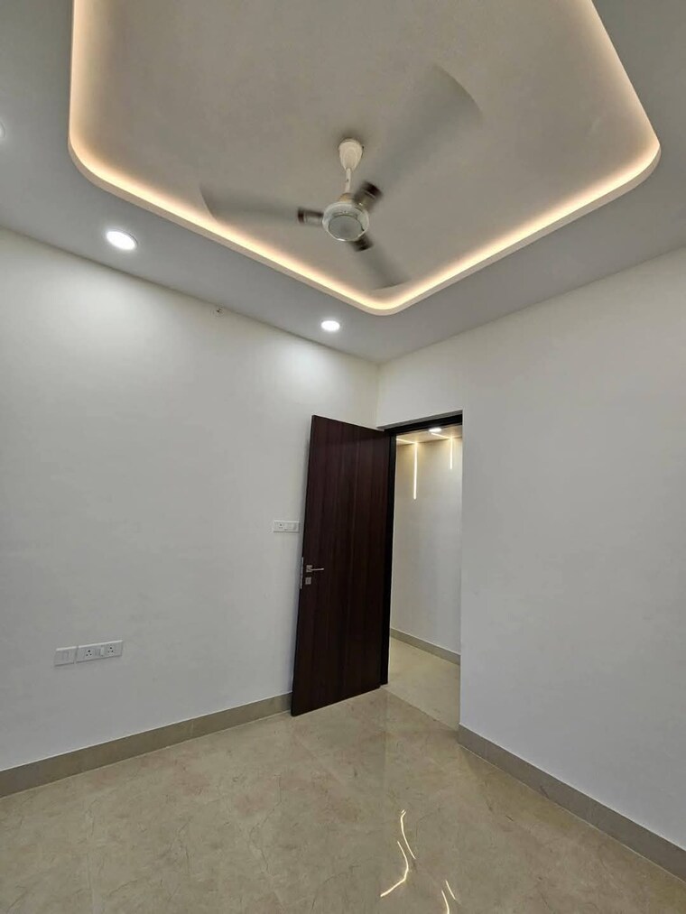 Room, star-sheraton 1 Bedroom 398 Sq.Ft. Apartment In Virar West Palghar 9577721