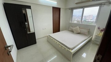 Room in 1 BHK Apartment at New Surya Kiran CHS, Nalasopara West – for Sale