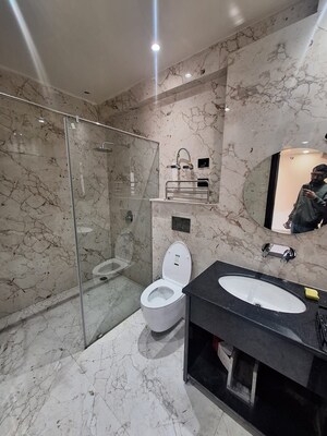 Team Area in 3 BHK Builder Floor at Palam Vihar – for Rent