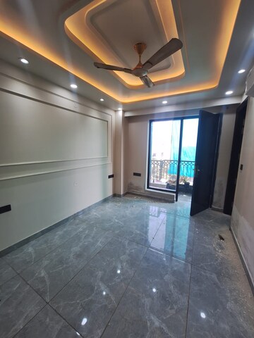 Kitchen in 3 BHK Builder Floor at Palam Vihar – for Rent