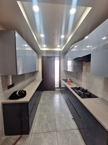 Kitchen in 3 BHK Builder Floor at Palam Vihar – for Rent