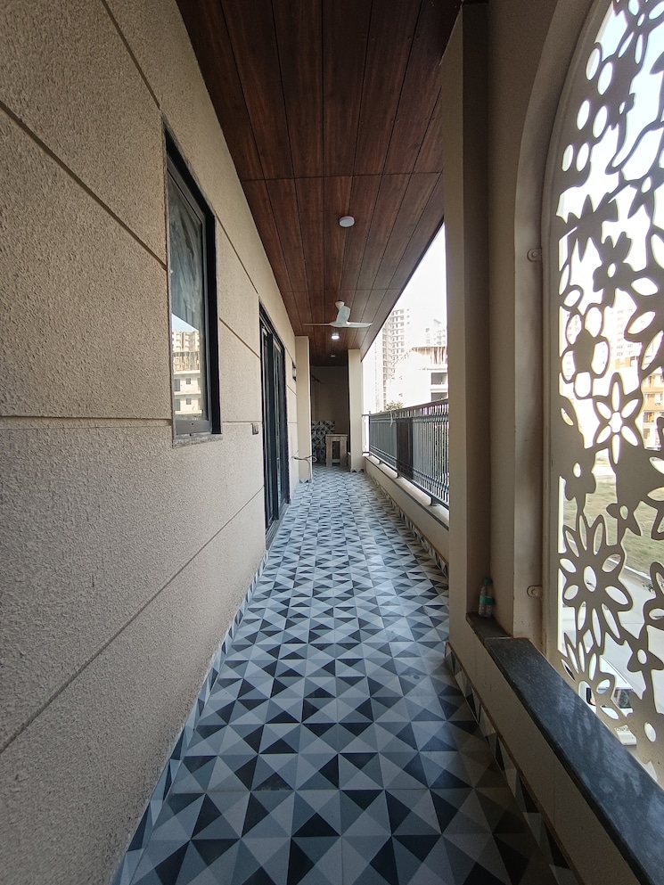 Balcony, tdi-the-retreat 4 Bedroom 500 Sq.Yd. Builder Floor In Sector 89 Faridabad 9577803