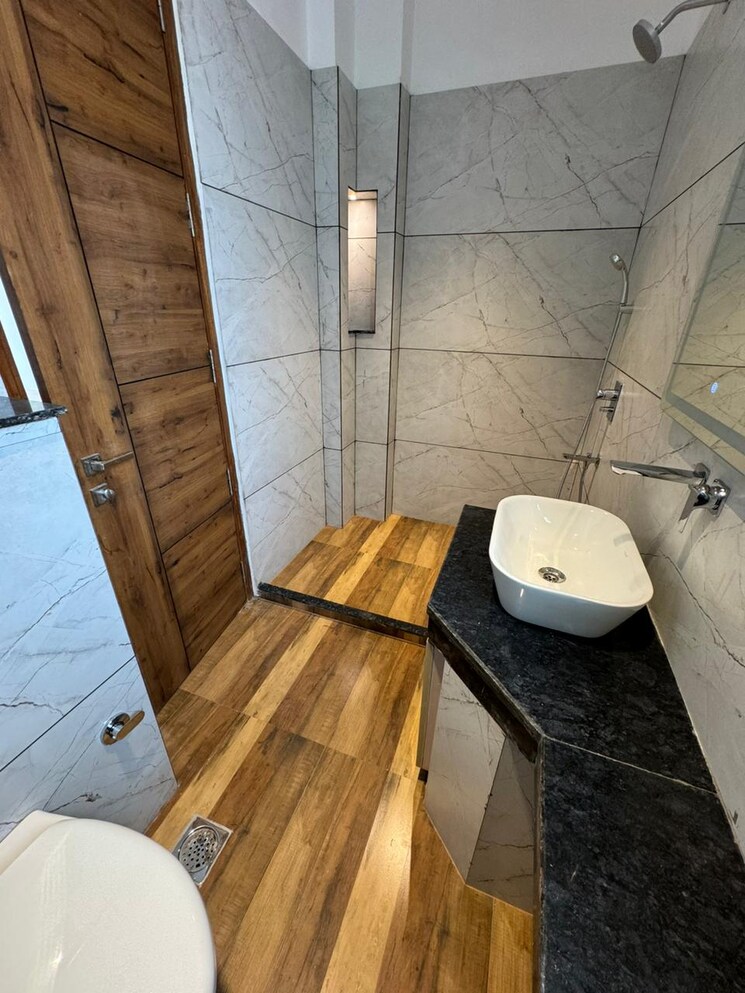 Master Bedroom, anant-raj-ashok-estate 4 Bedroom 2500 Sq.Ft. Builder Floor In Sector 63a Gurgaon 9577799