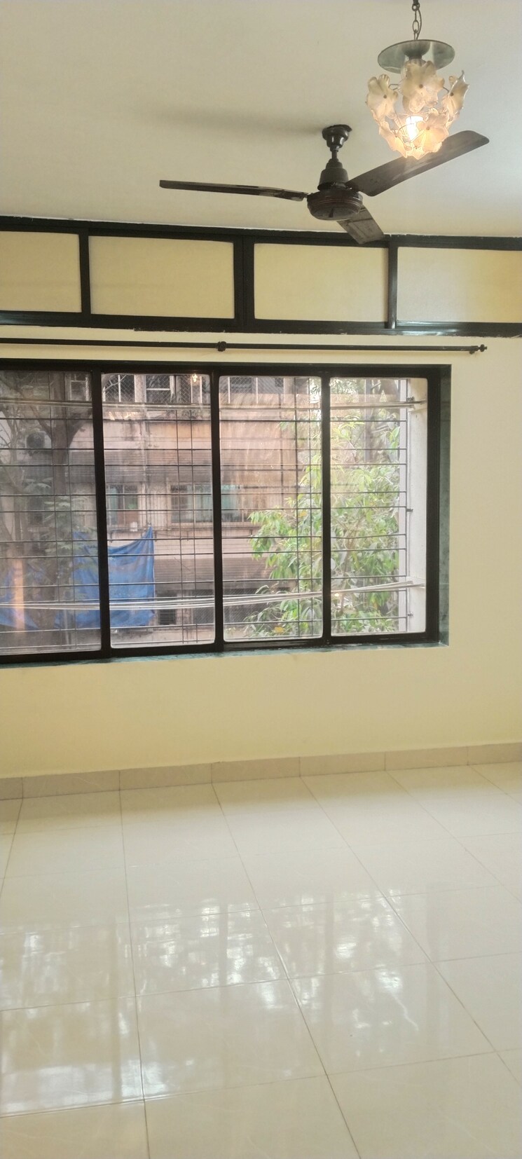 Bedroom, mulund west 3 Bedroom 800 Sq.Ft. Apartment In Mulund West Mumbai 9577813