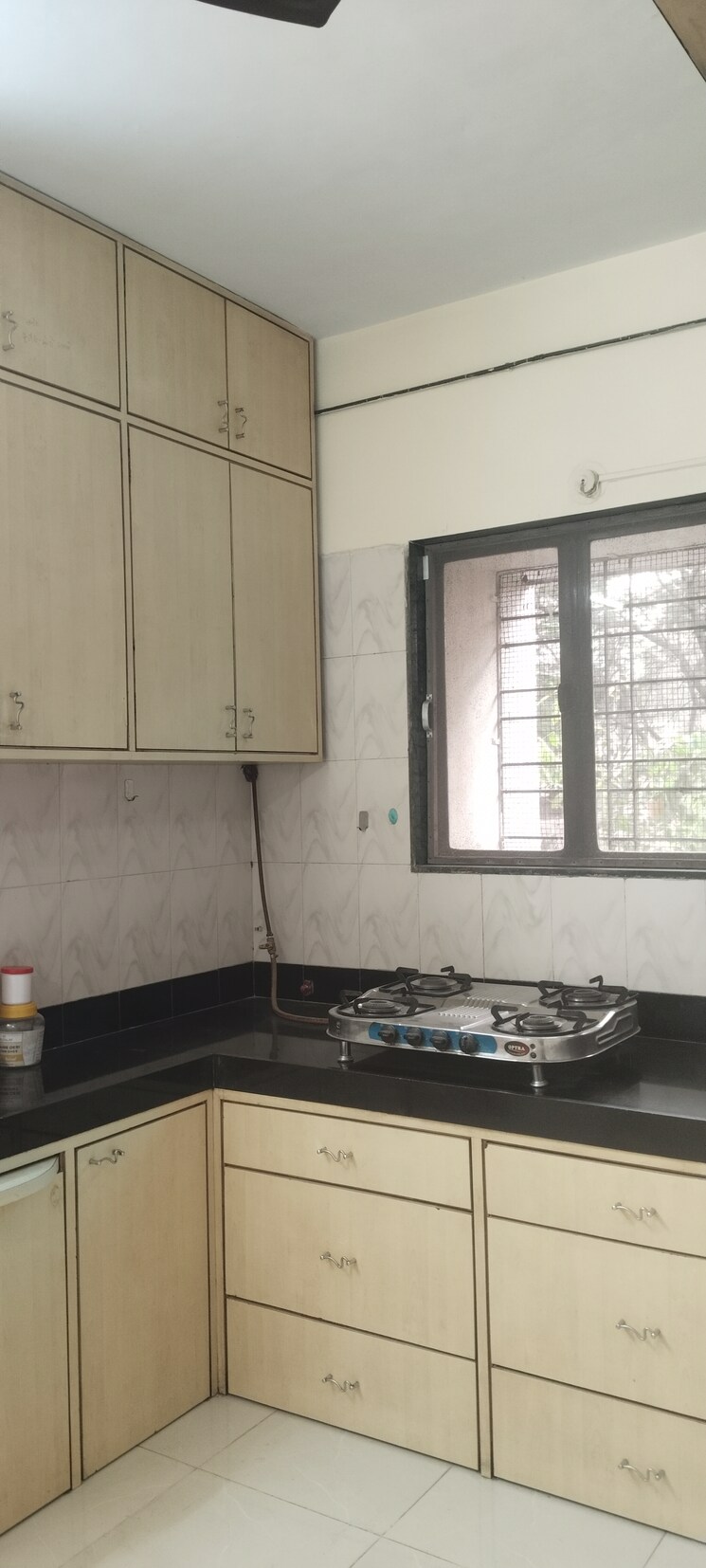 Kitchen, mulund west 3 Bedroom 800 Sq.Ft. Apartment In Mulund West Mumbai 9577813