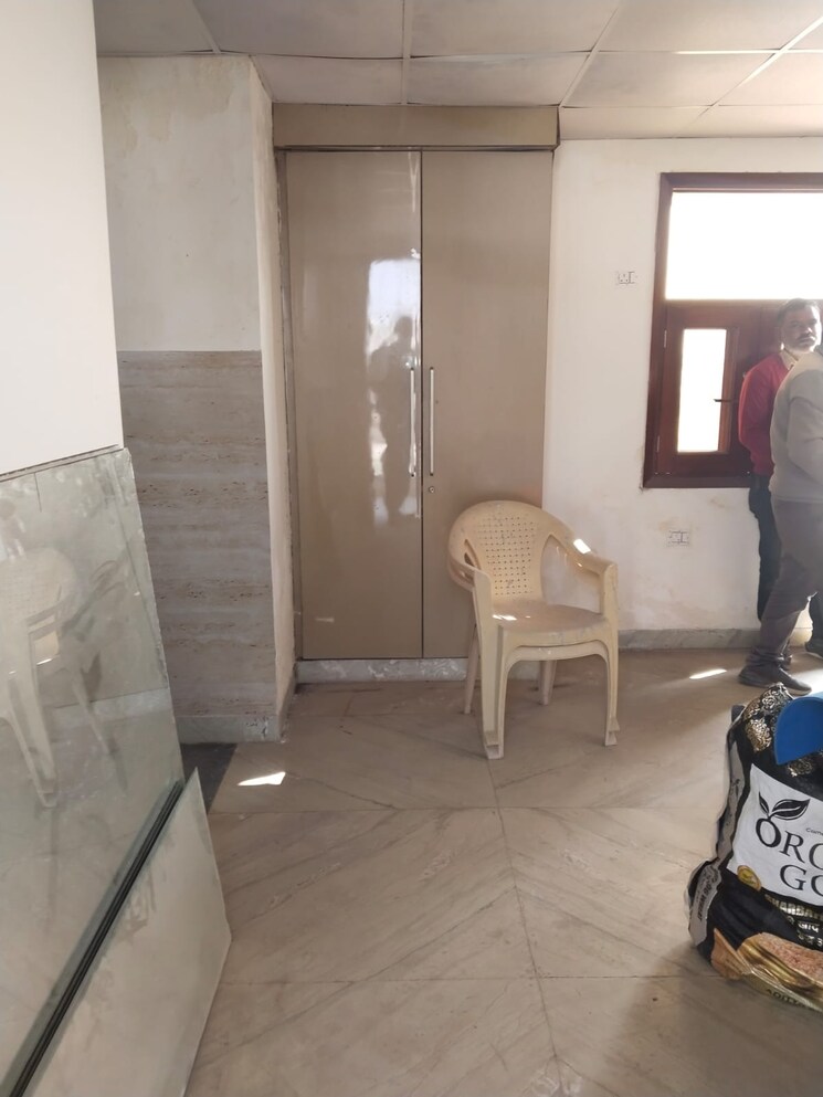 Room, ashoka-enclave-faridabad 1 RK 500 Sq.Ft. Builder Floor In Sector 34 Faridabad 9577829